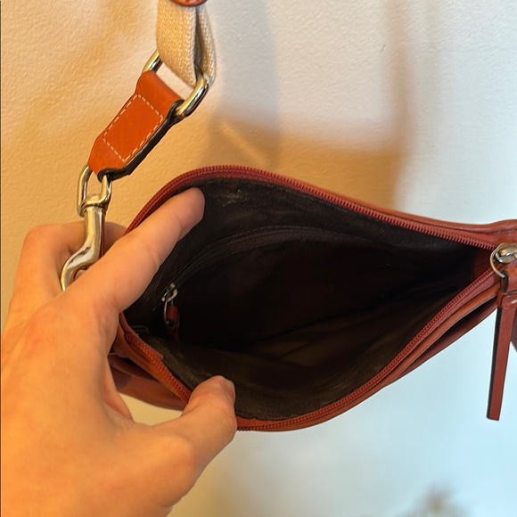 Vintage Coach cross-body! - Picture 6 of 8